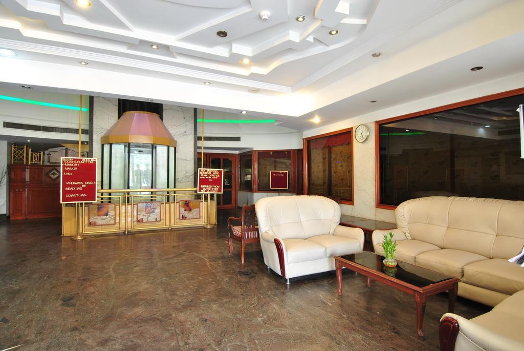 Hotel Solitaire Chandigarh - 10 Mins From Railway Station Zewnętrze zdjęcie