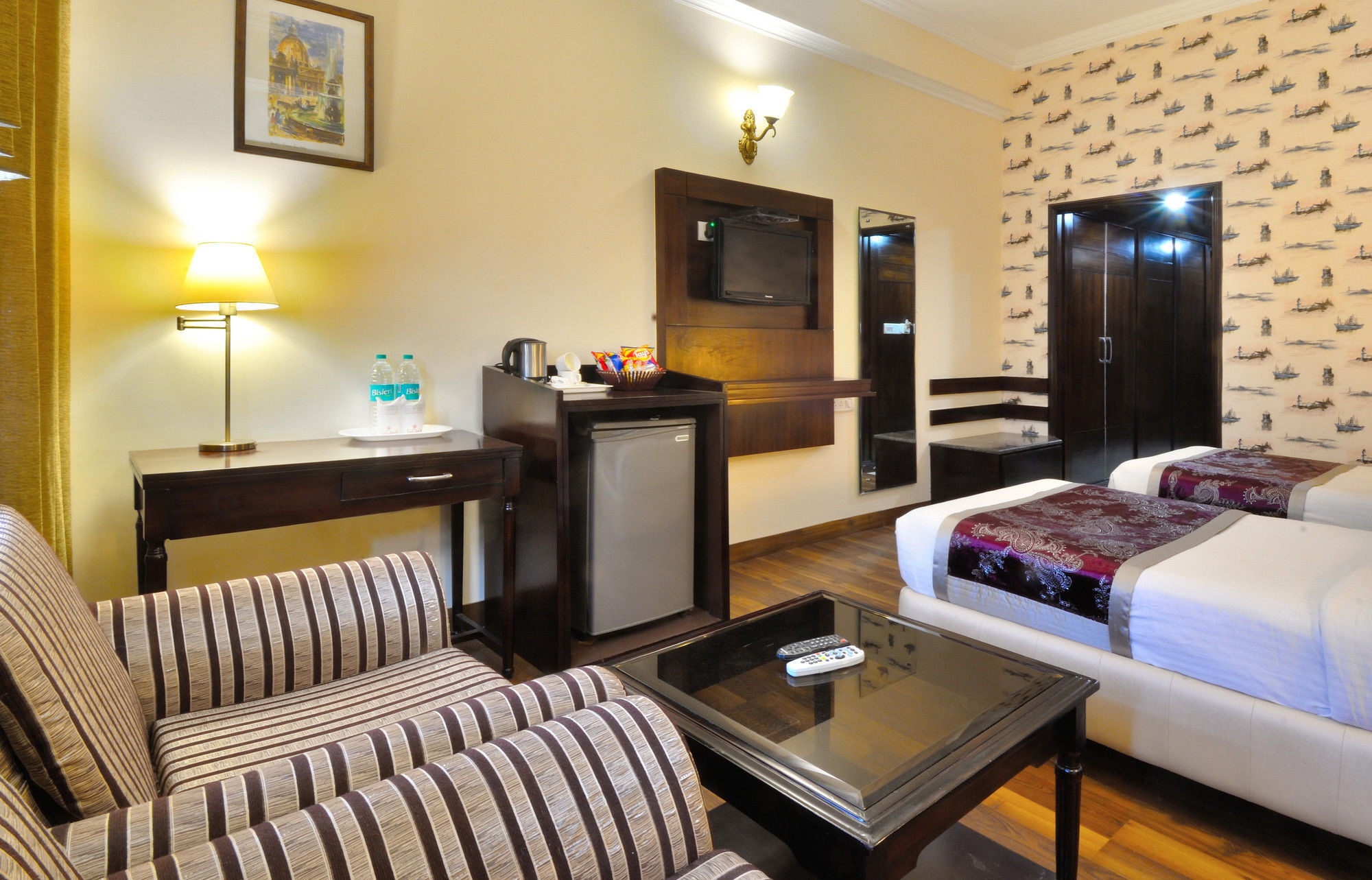 Hotel Solitaire Chandigarh - 10 Mins From Railway Station Zewnętrze zdjęcie