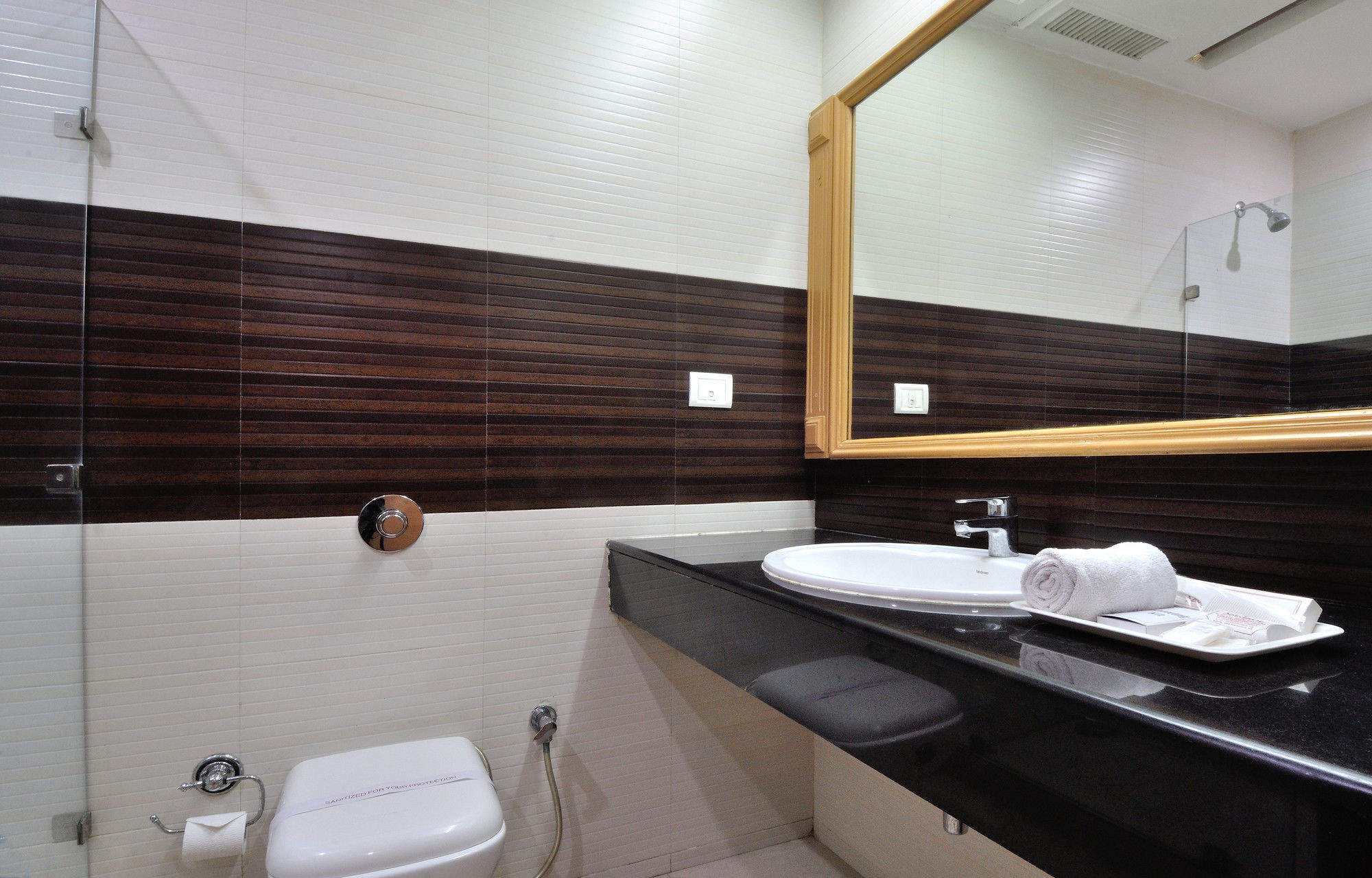 Hotel Solitaire Chandigarh - 10 Mins From Railway Station Zewnętrze zdjęcie