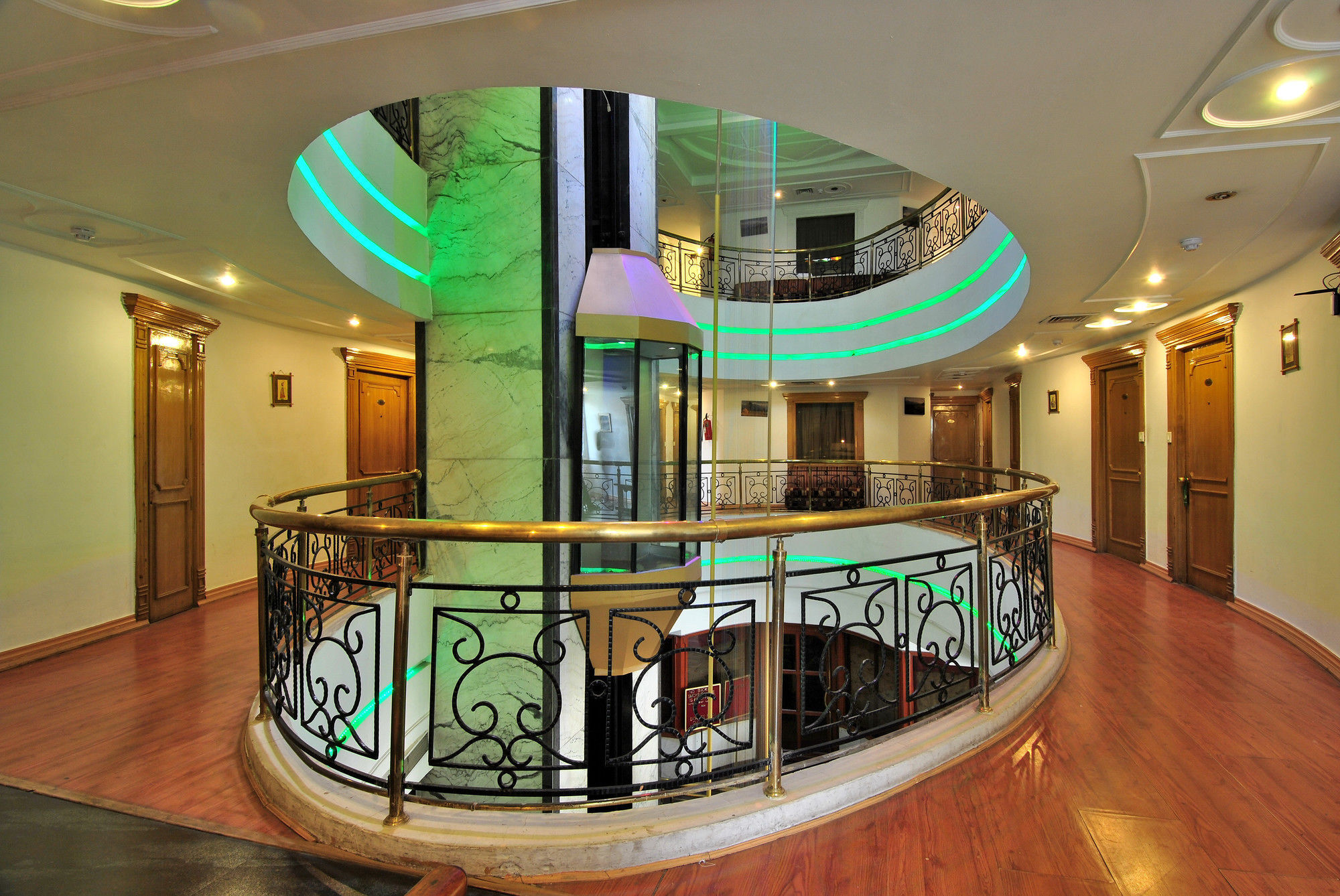 Hotel Solitaire Chandigarh - 10 Mins From Railway Station Zewnętrze zdjęcie