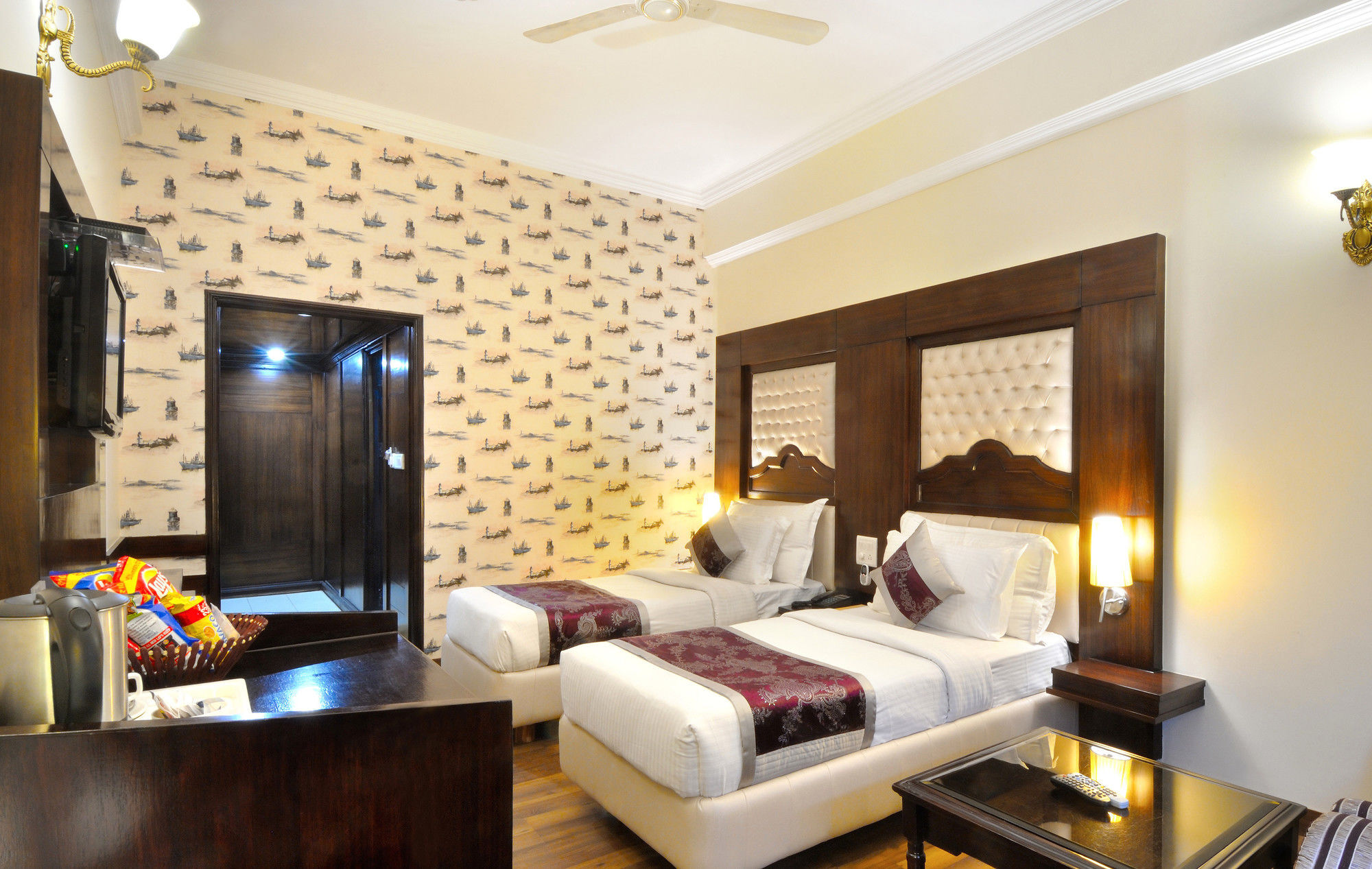 Hotel Solitaire Chandigarh - 10 Mins From Railway Station Zewnętrze zdjęcie