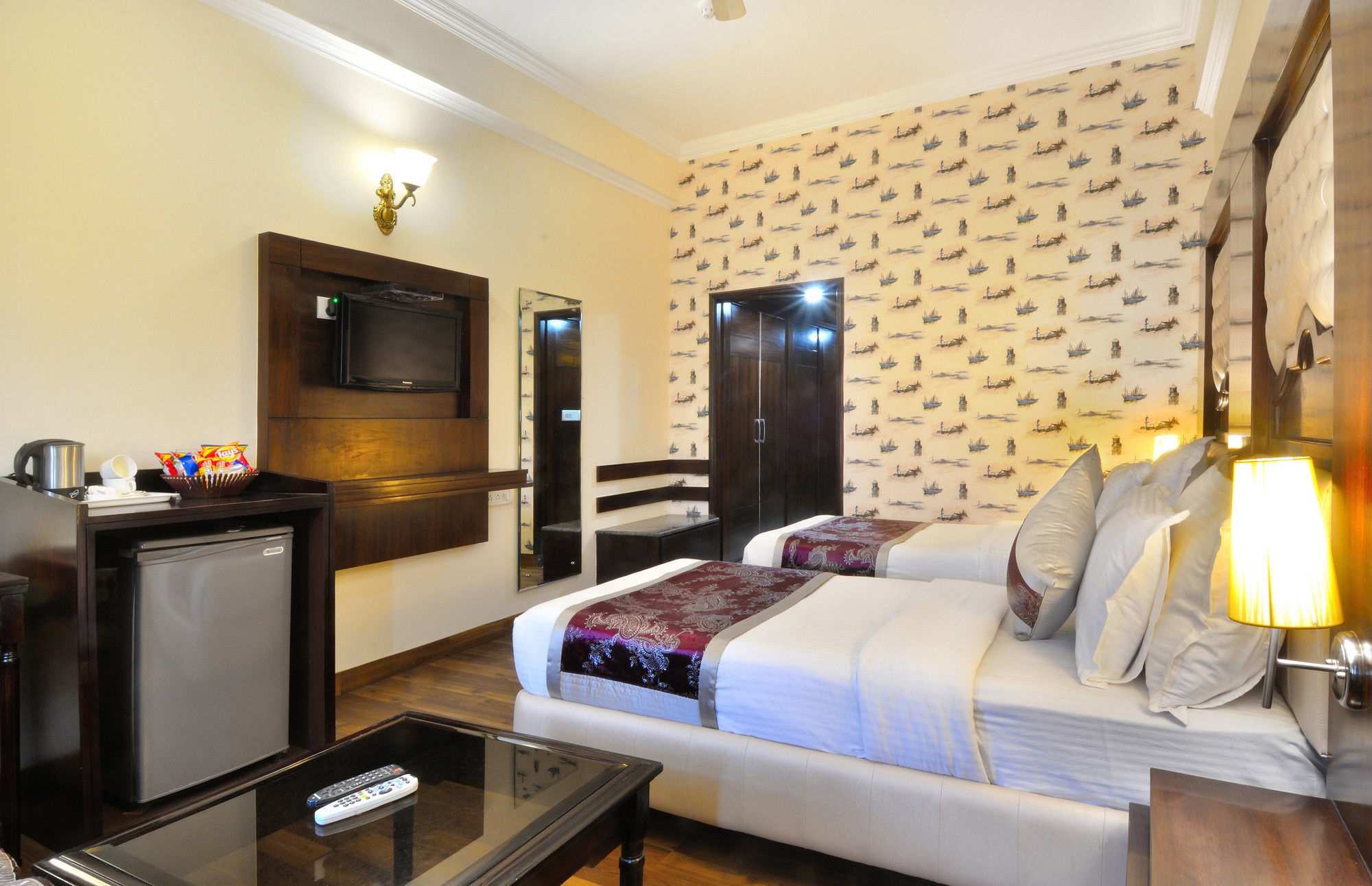 Hotel Solitaire Chandigarh - 10 Mins From Railway Station Zewnętrze zdjęcie